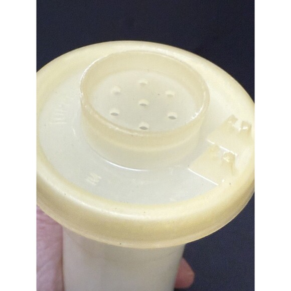 Vintage Tupperware 6” Hourglass Salt & Pepper Shakers 718-White - Picture 7 of 7